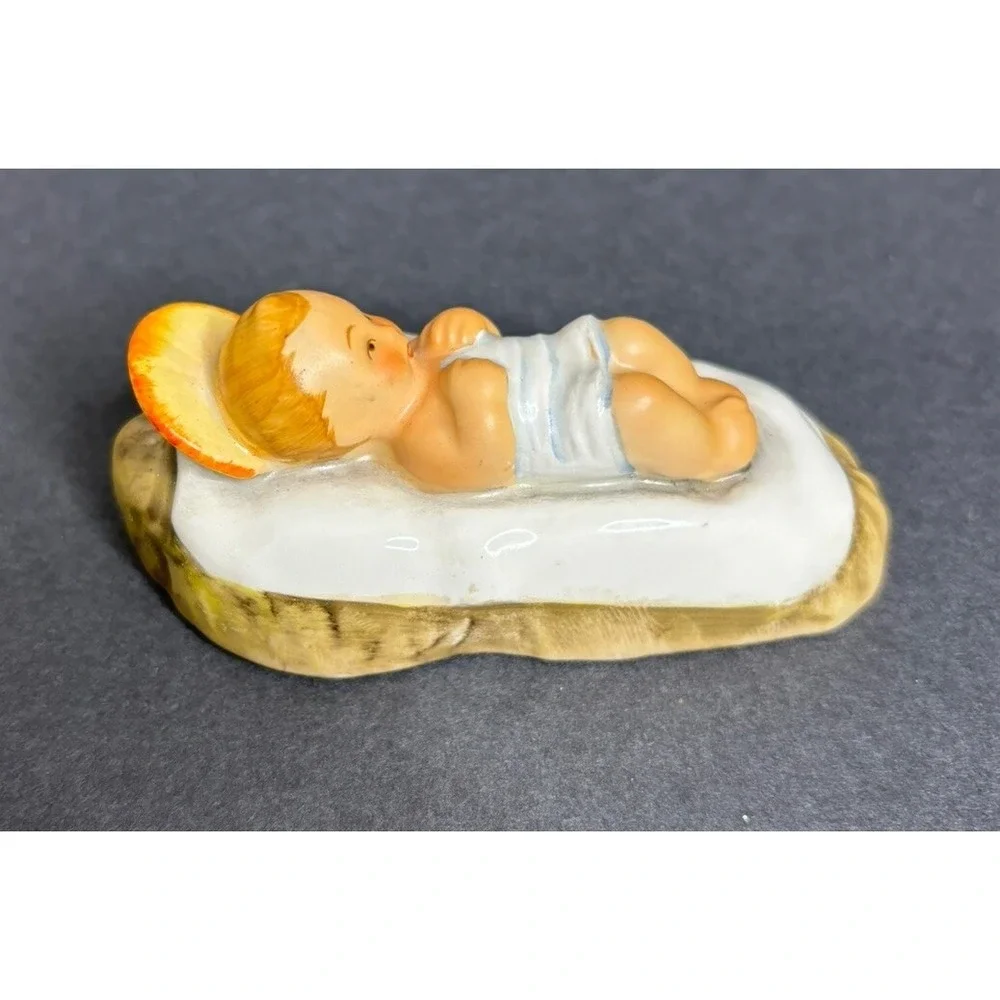 Goebel Hummel Nativity Infant Jesus Christmas Figure W Germany 214 A No Box READ